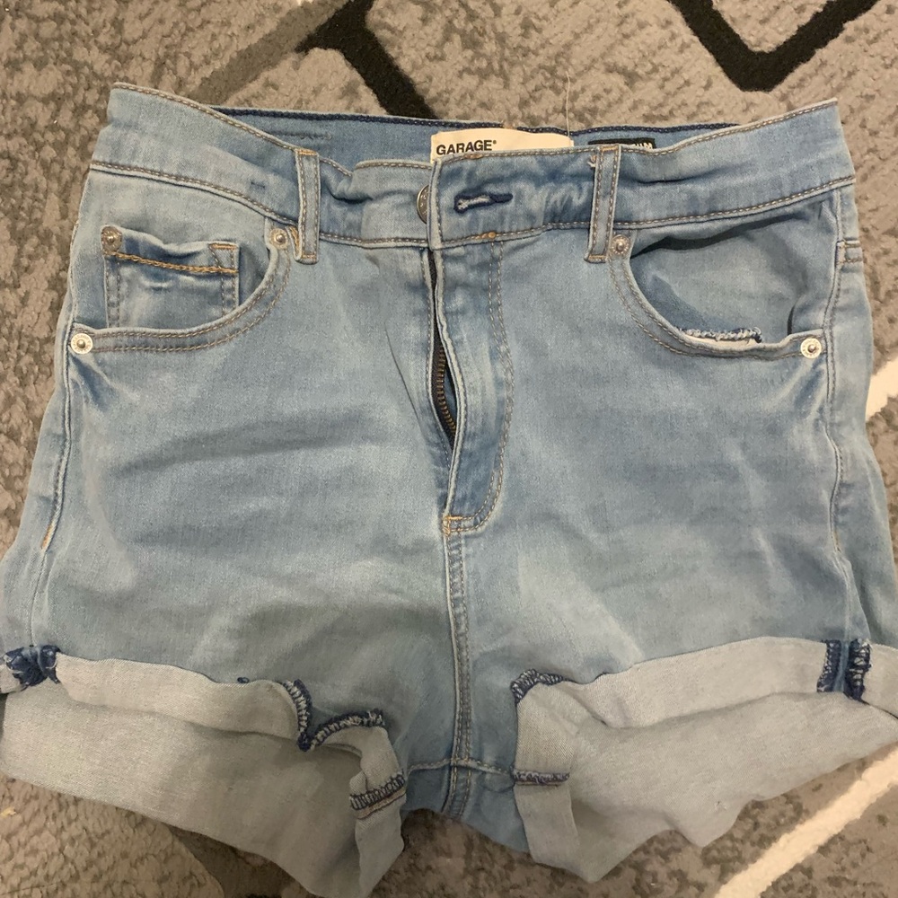 Garage shorts